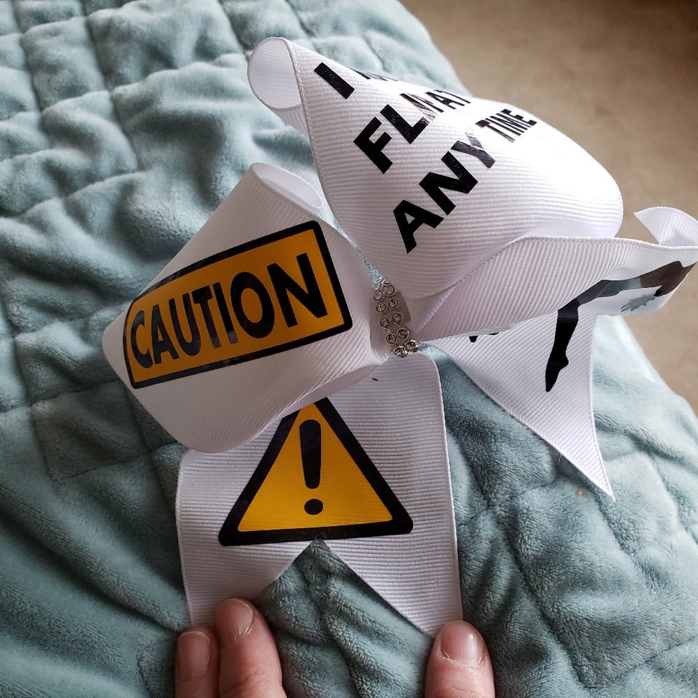 Cheerleading bow
